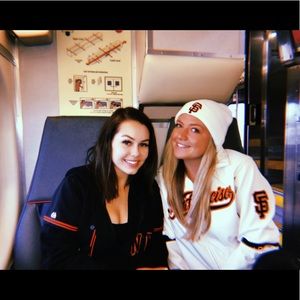 Meet your Posher, Samantha